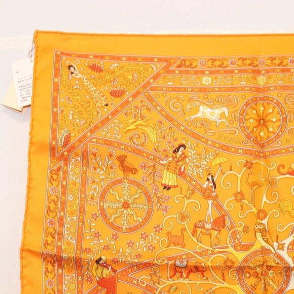 HERMES Gavroche 45 Scarf ""Peuple du Vent"" Silk Orange Auth sw1607 - Picture 2 of 9
